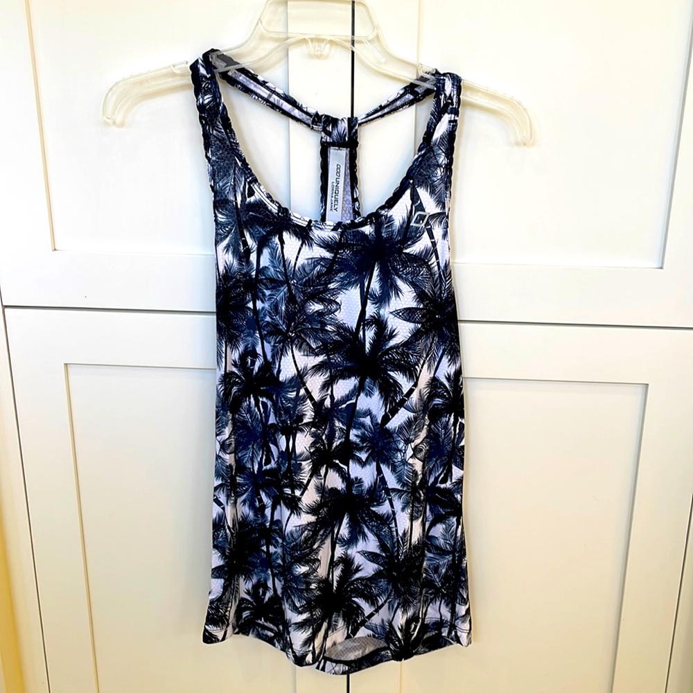 Lorna Jane Hawaiian Print Workout Tank Top